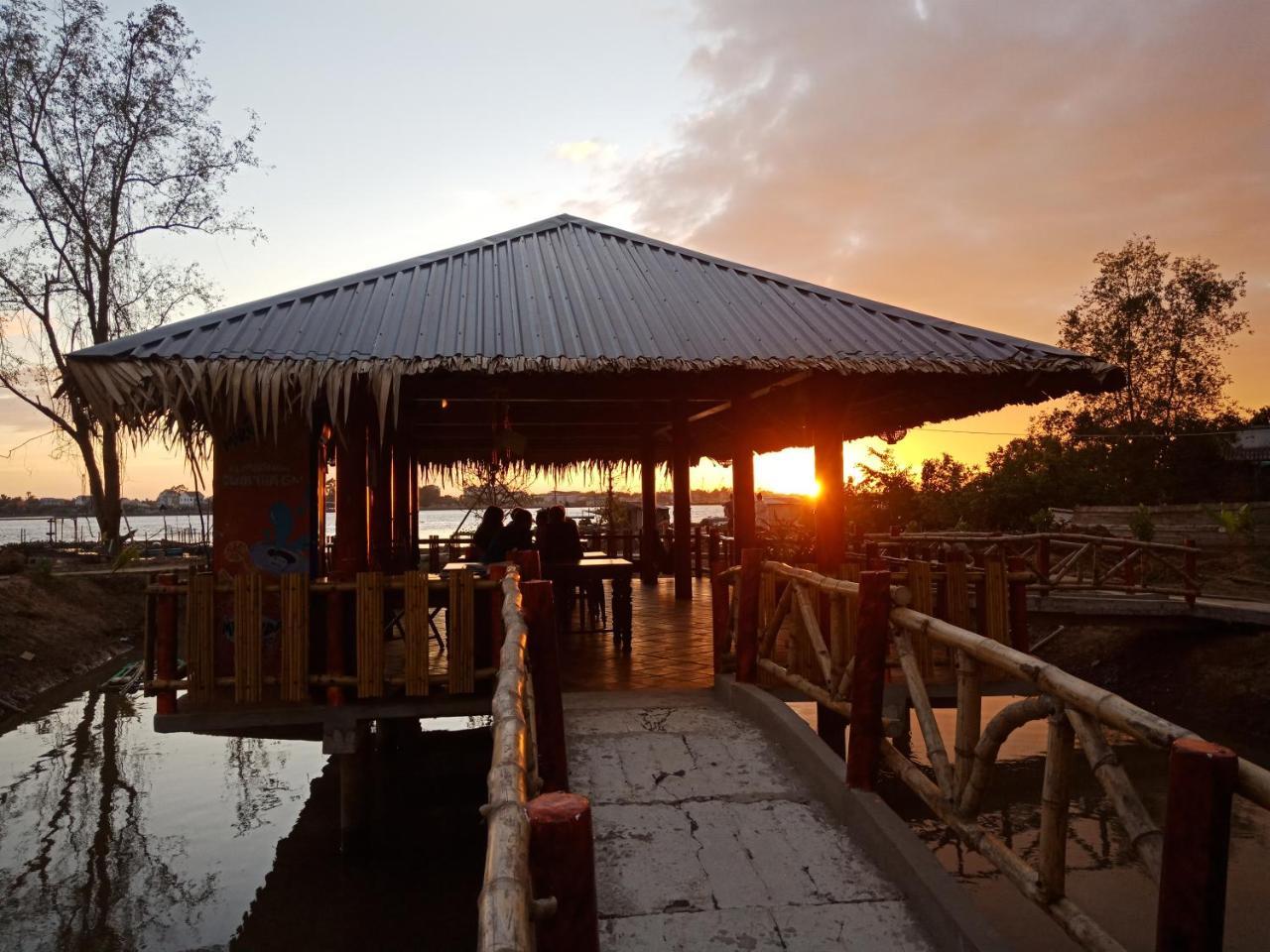 Mekong Riverside Homestay Vĩnh Long Extérieur photo
