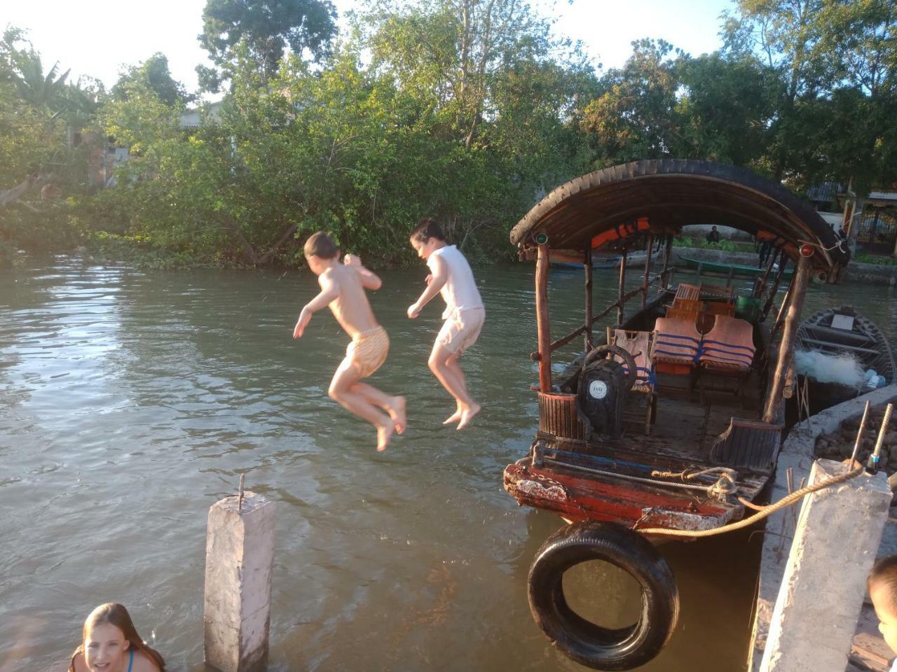 Mekong Riverside Homestay Vĩnh Long Extérieur photo